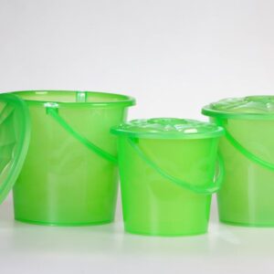 Ведро 13 л. пластик. с крышкой цв. в ассорт. /1/20/